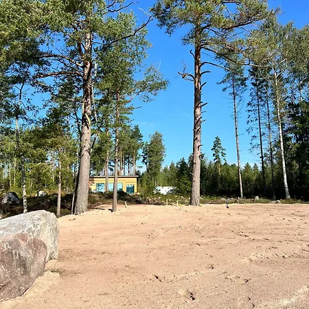 The Skaeren - Sten