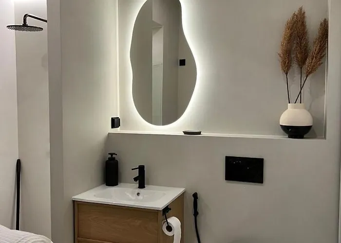 New Luxury By The Sea With Panoramic Views 波尔沃